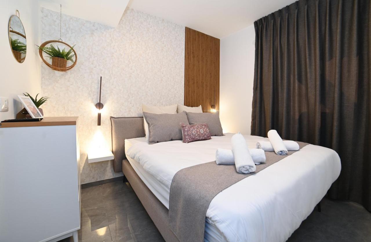 Yalarent C Kinneret Hotel Apartments มิกดาล ภายนอก รูปภาพ